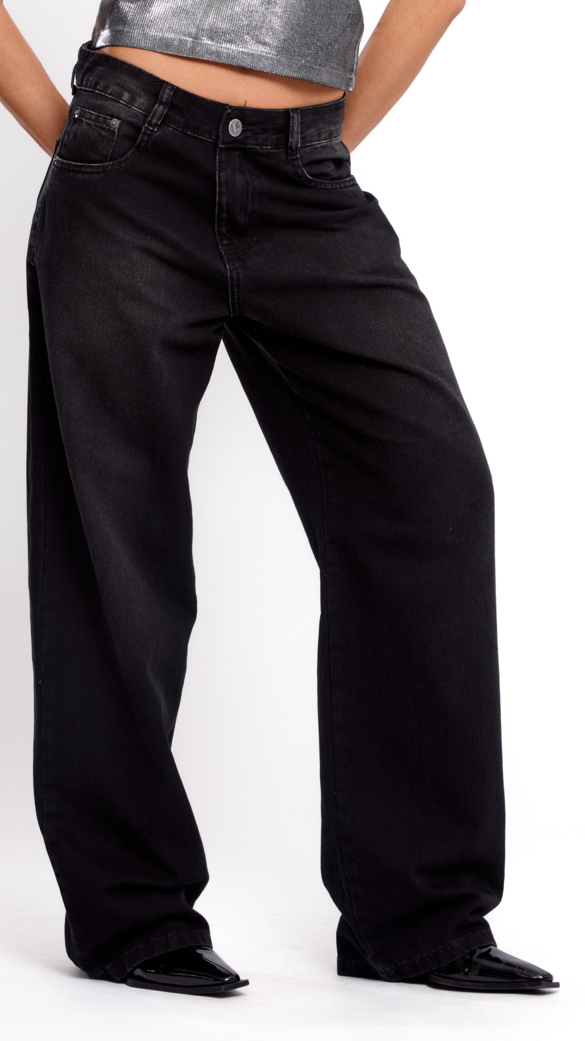 CALÇA JEANS OVERSIZED CARVÃO