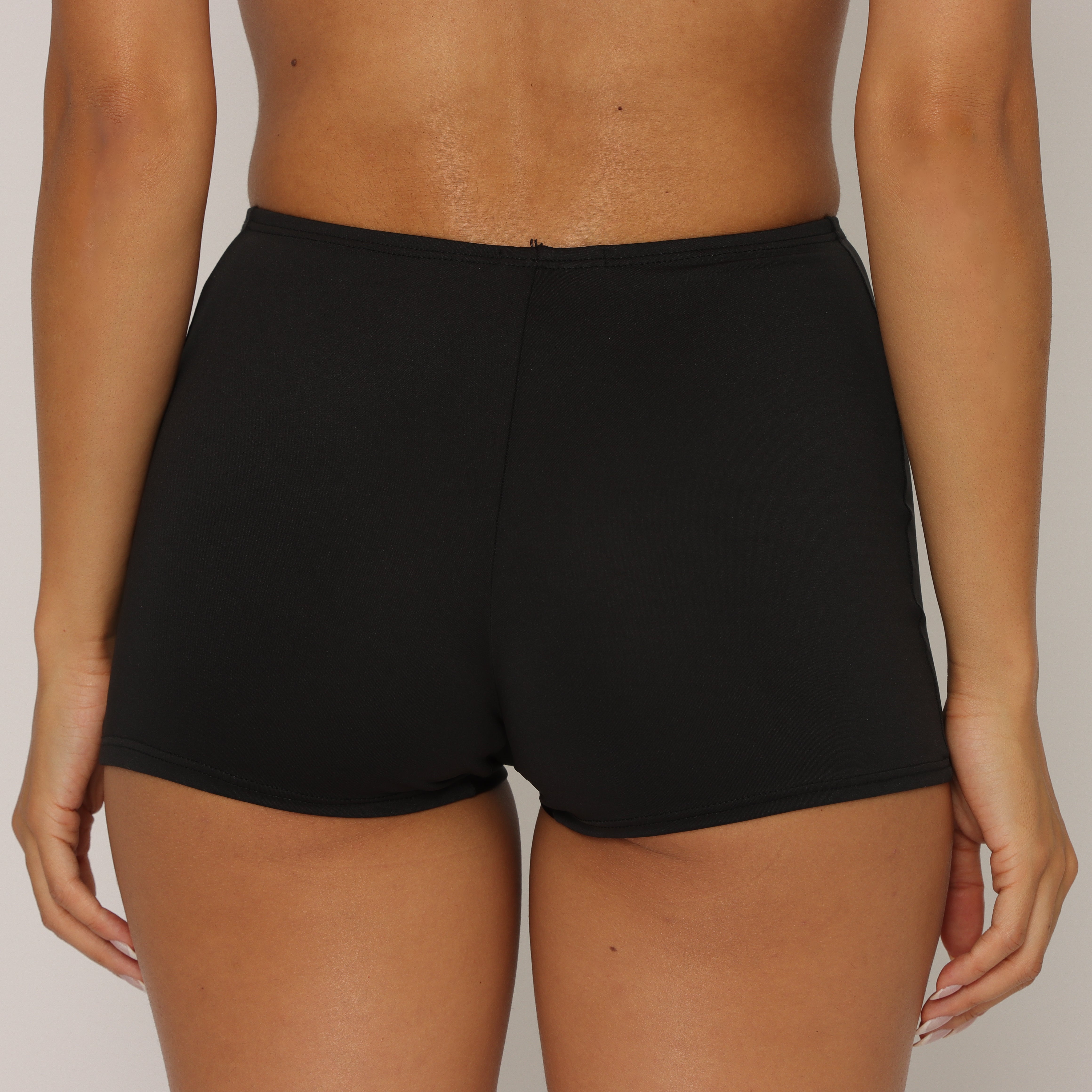 HOT PANT PRETO