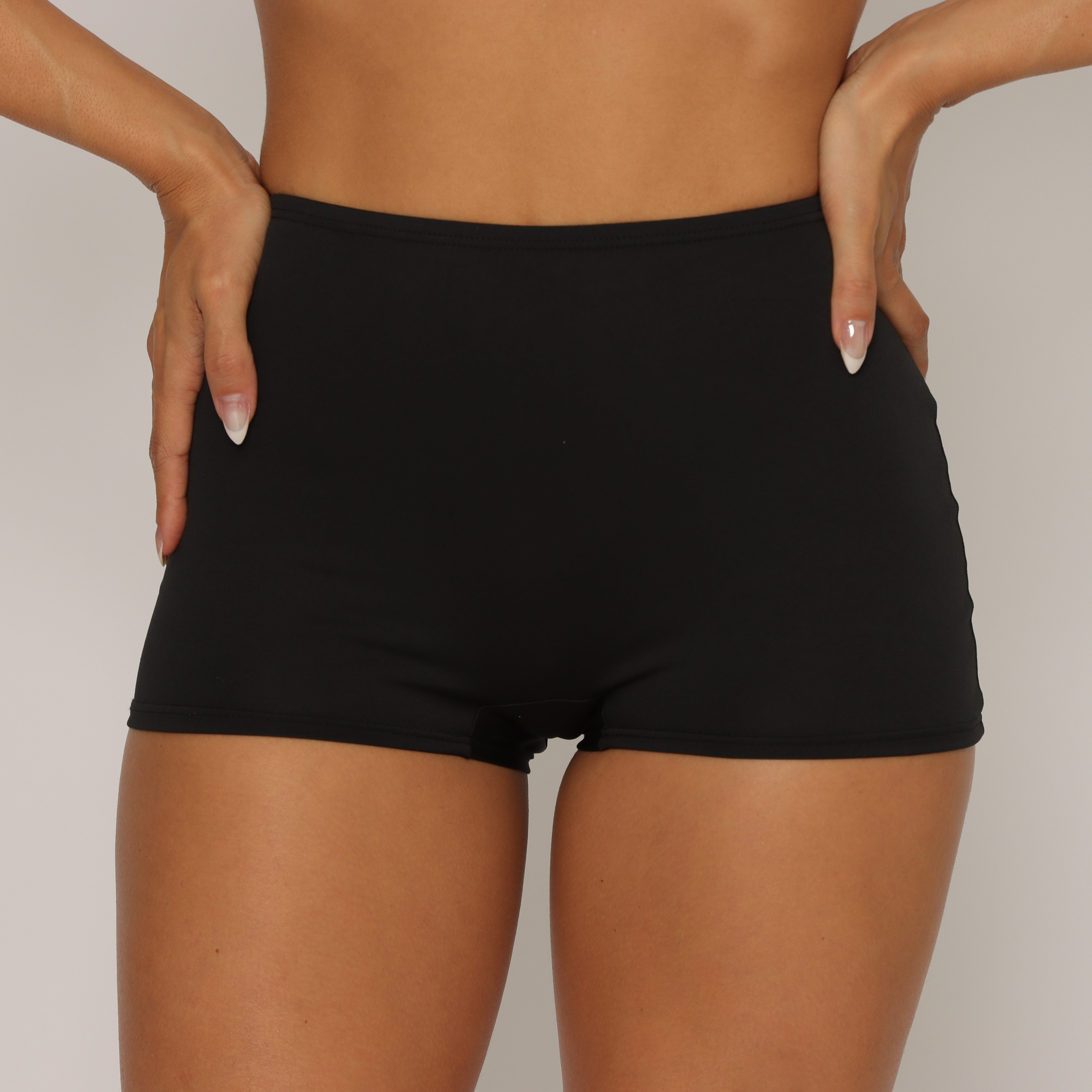 HOT PANT PRETO