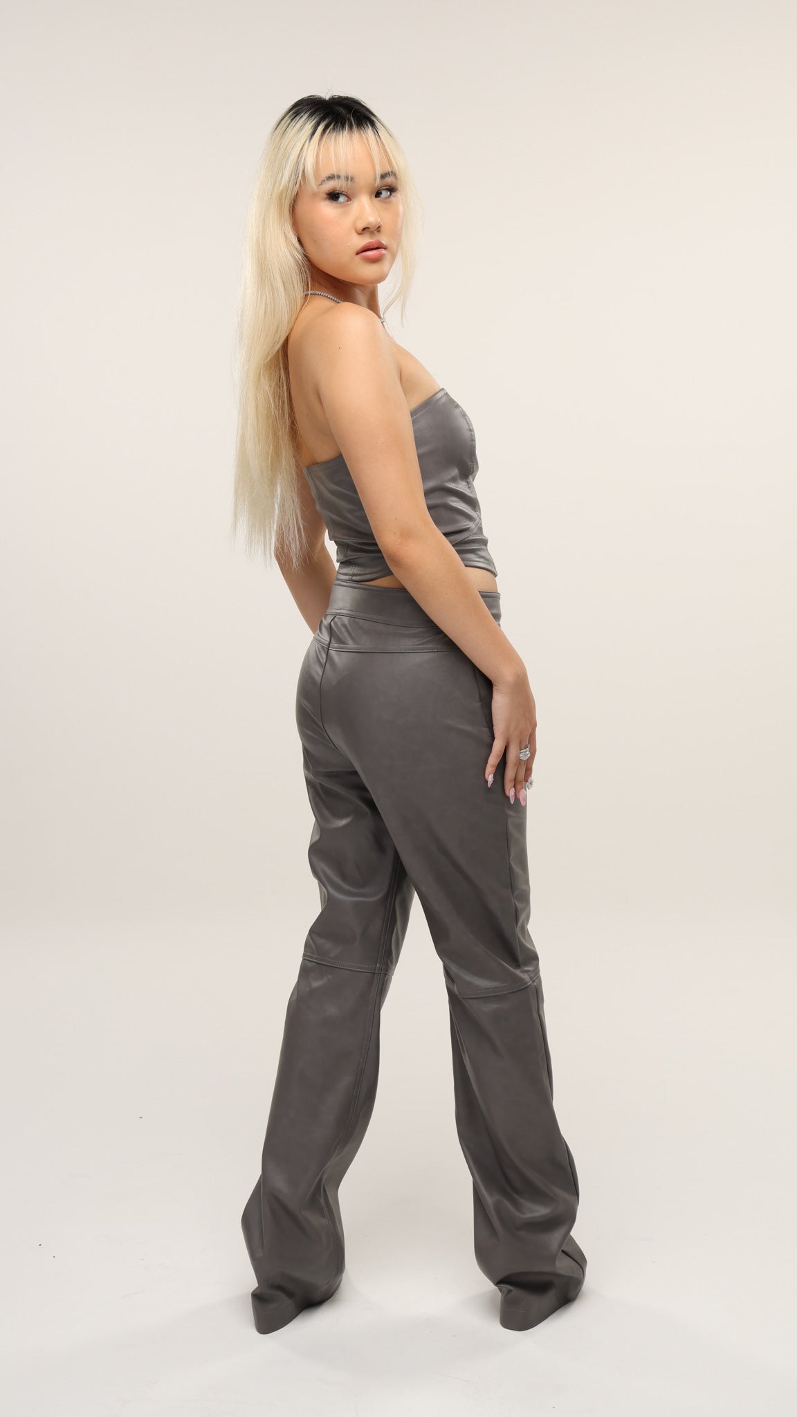 CALÇA COURO MARBLE CINZA
