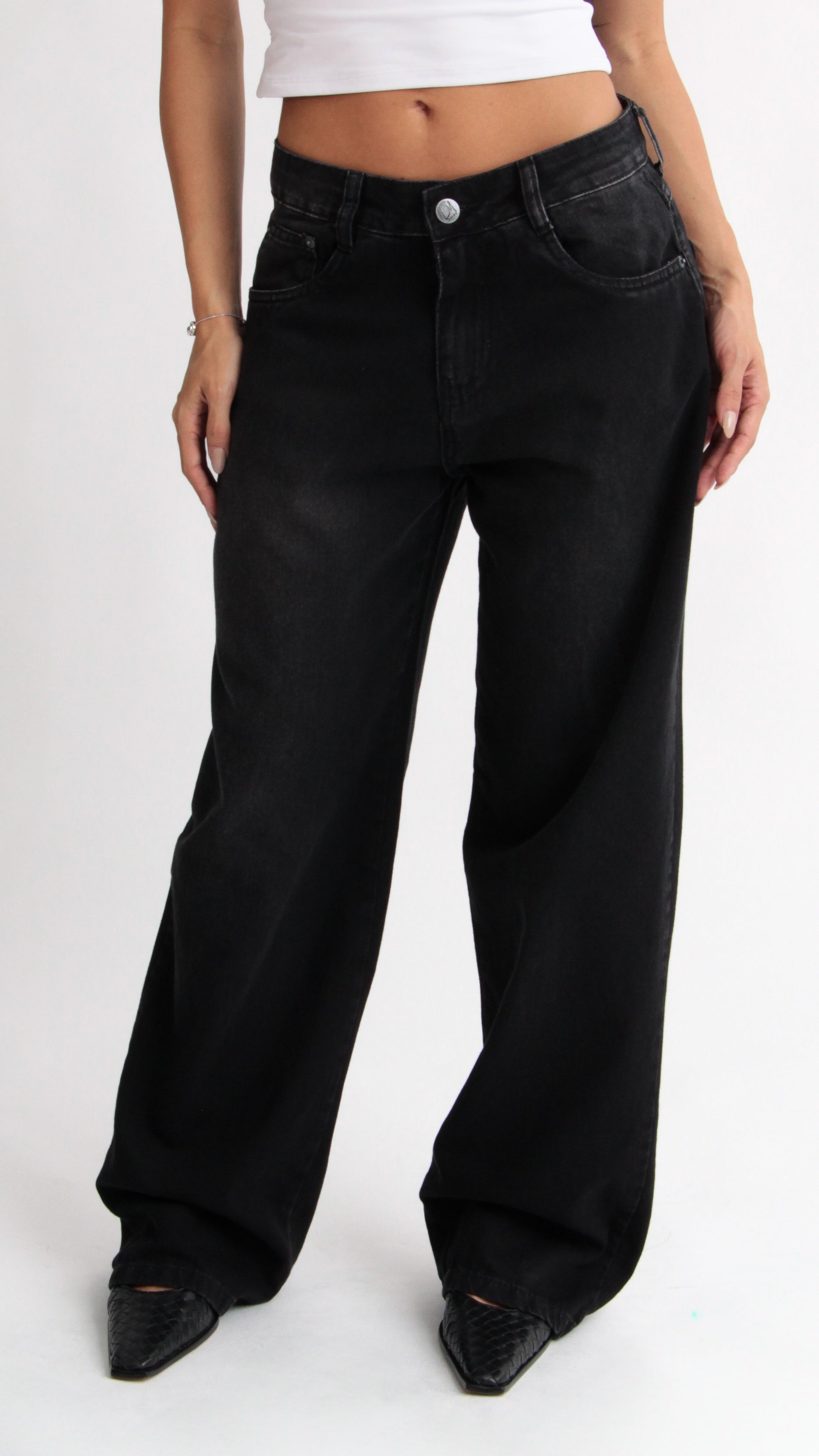 CALÇA JEANS OVERSIZED CARVÃO