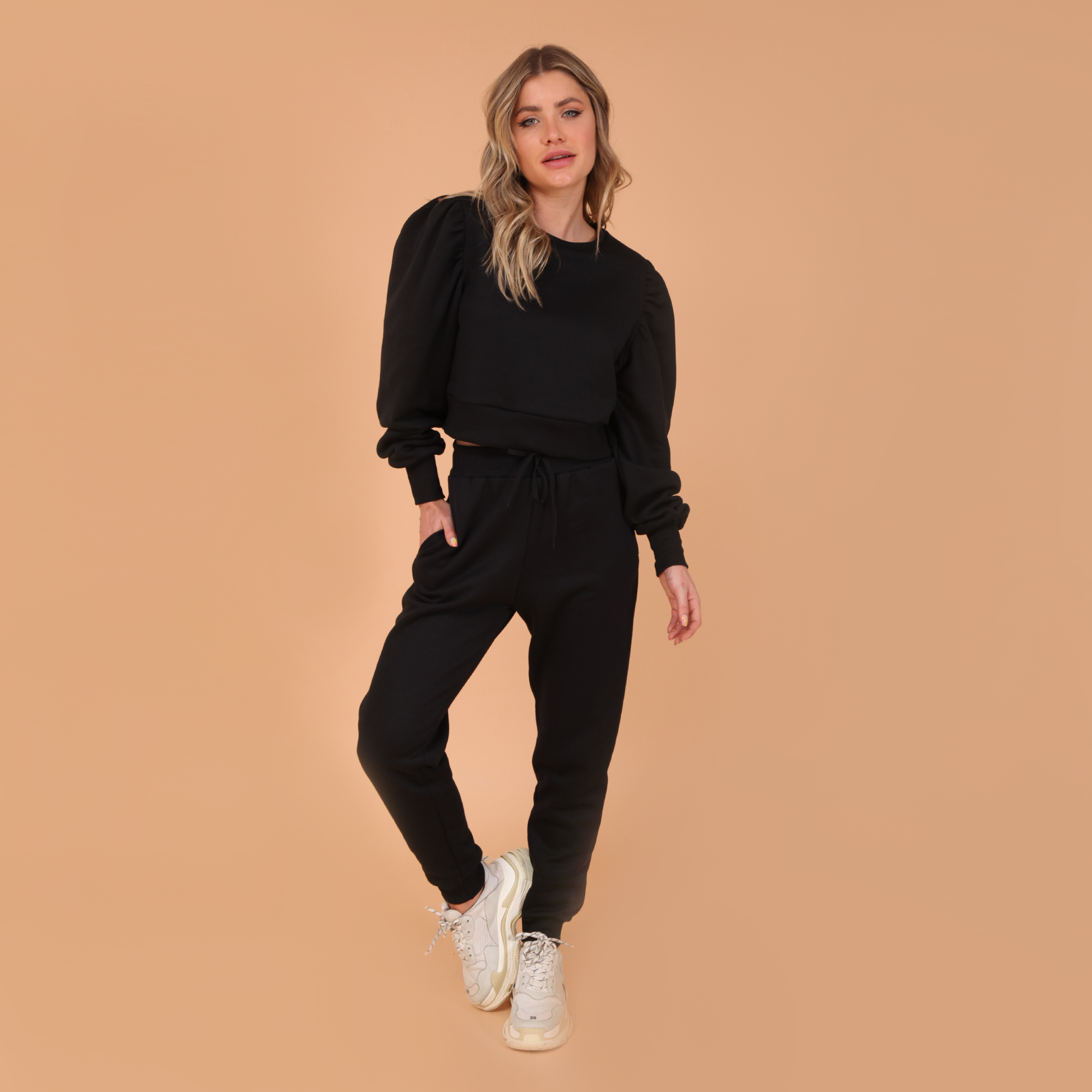 MOLETOM CROPPED MANGA BUFANTE
