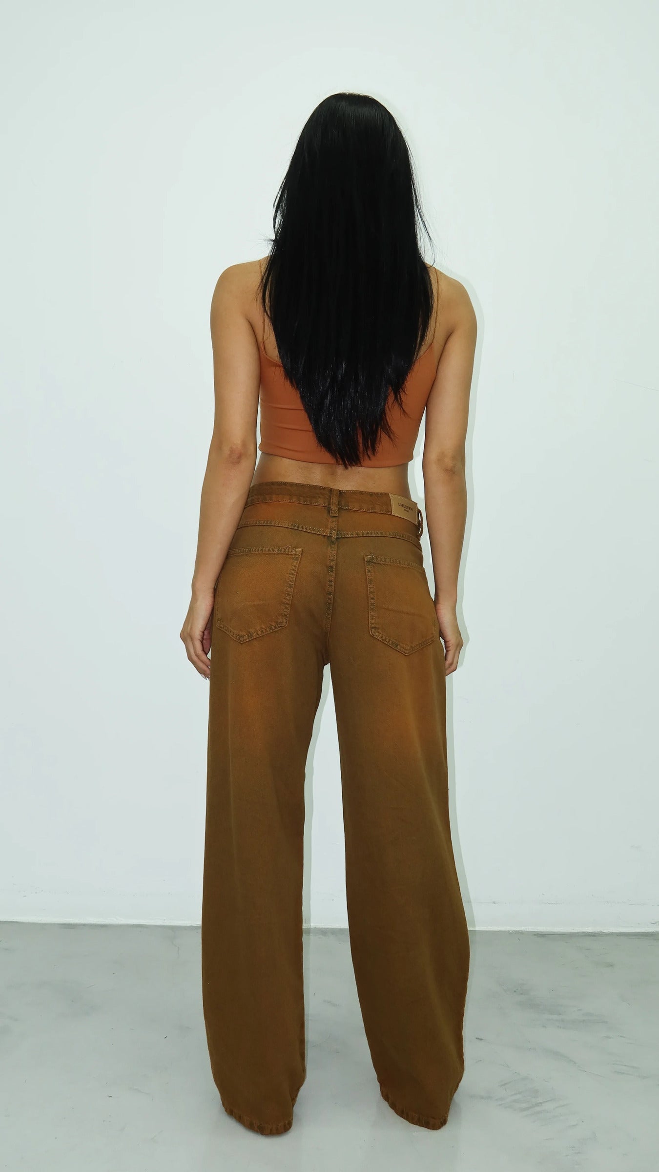 CALÇA JEANS OVERSIZED TERRACOTA