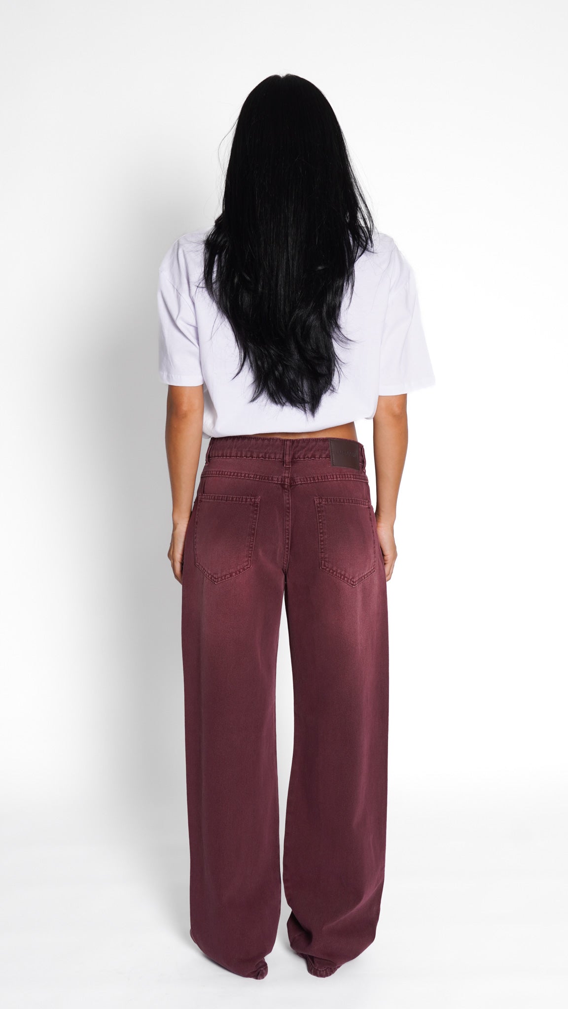 CALÇA JEANS OVERSIZED MARSALA