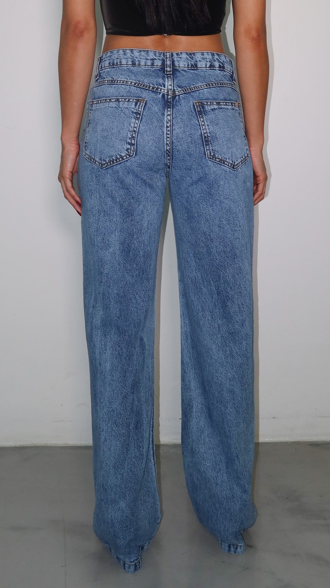 CALÇA JEANS CUT OUT