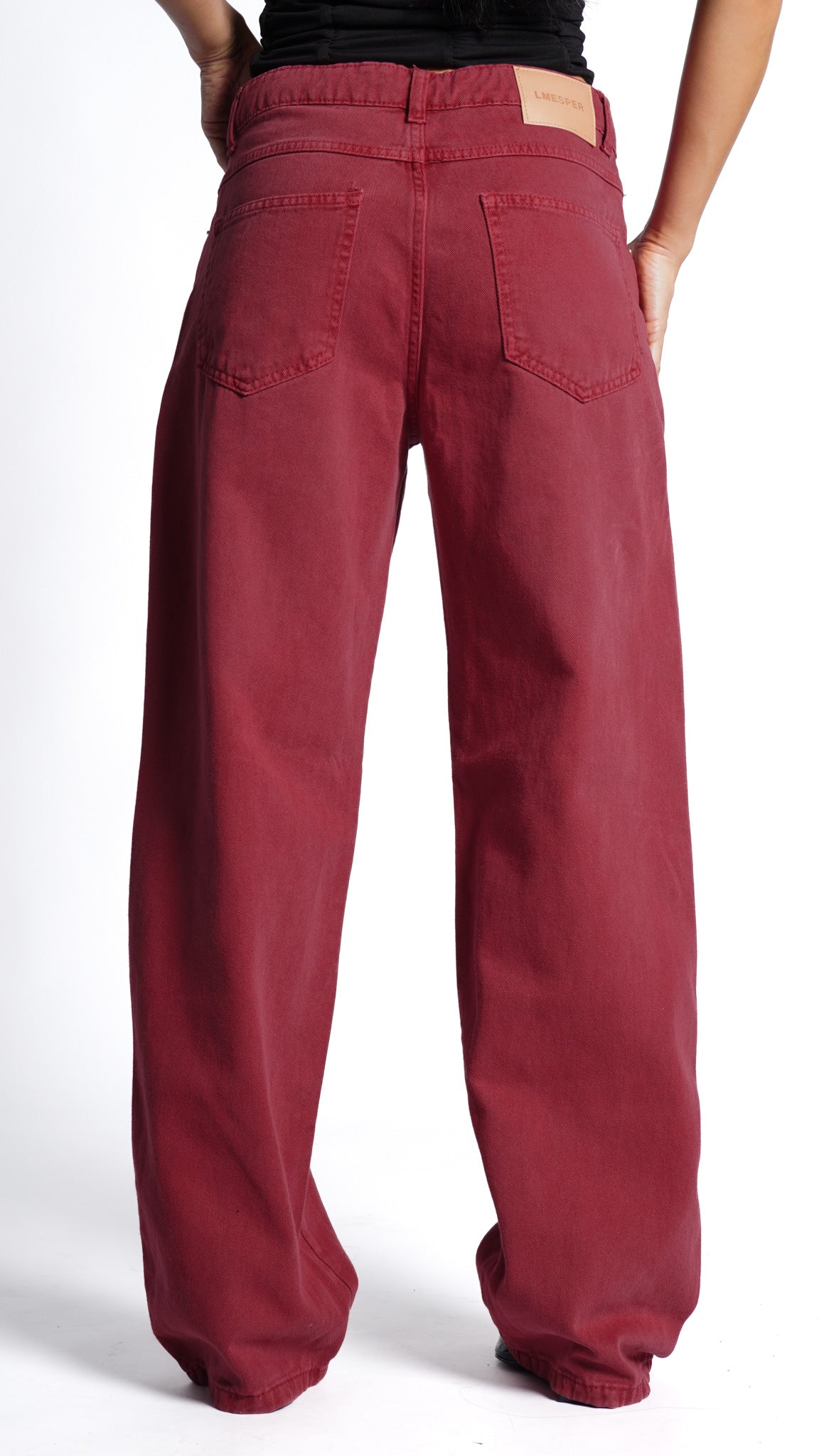 CALÇA JEANS OVERSIZED STRAWBERRY